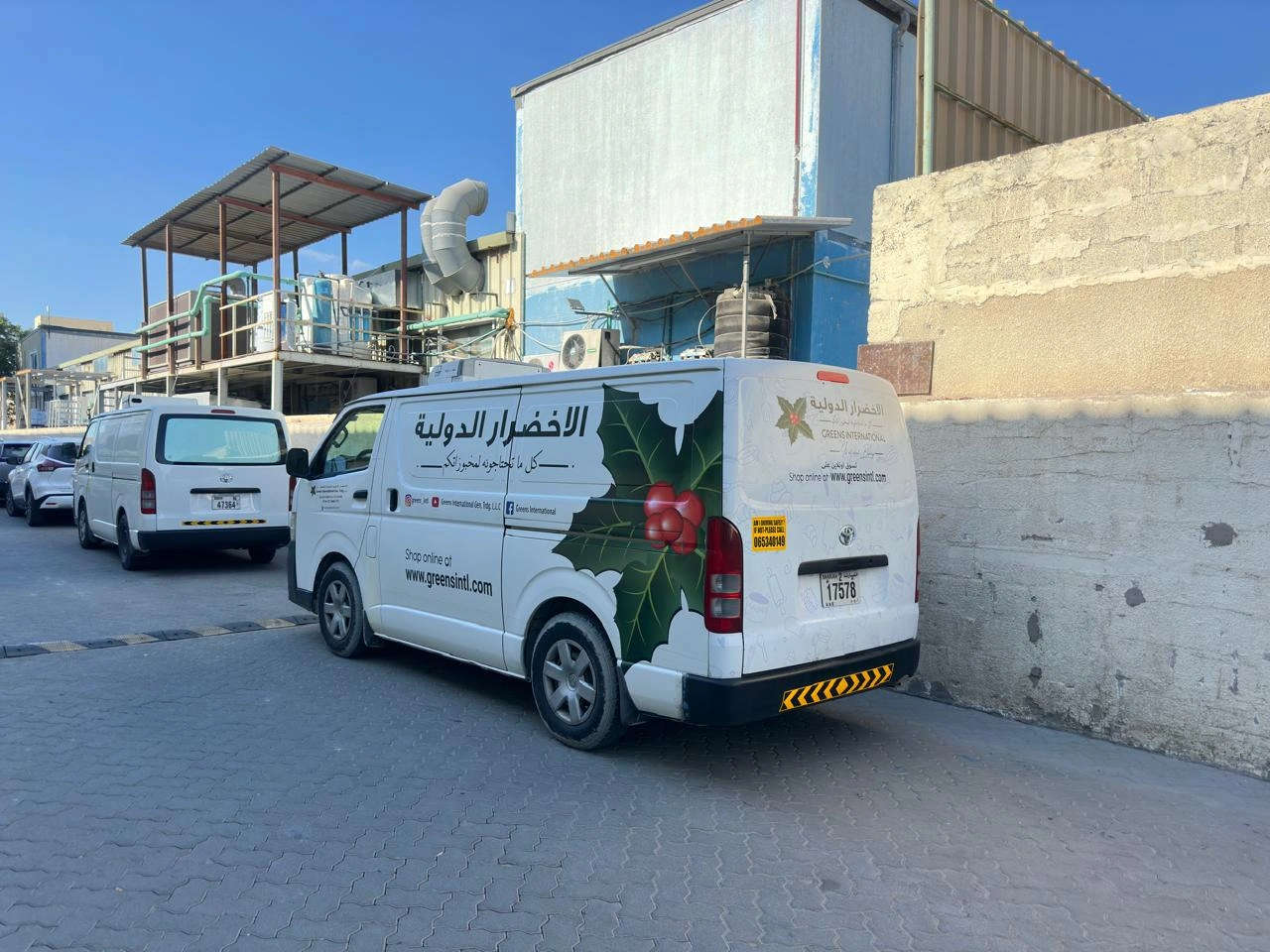 Vehicle wrap and van branding for fleet marketing across UAE